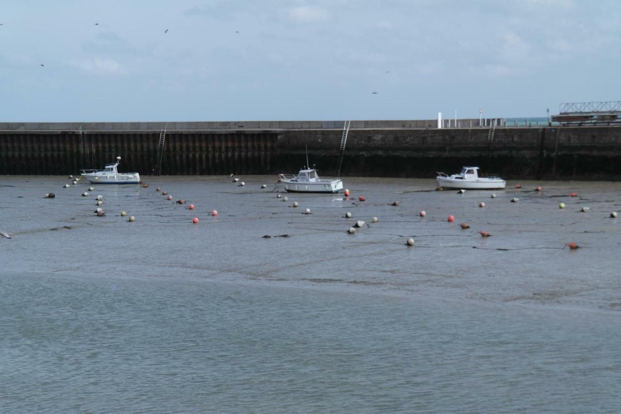 Appartement cosy bord de mer Port-en-Bessin-Huppain Buitenkant foto